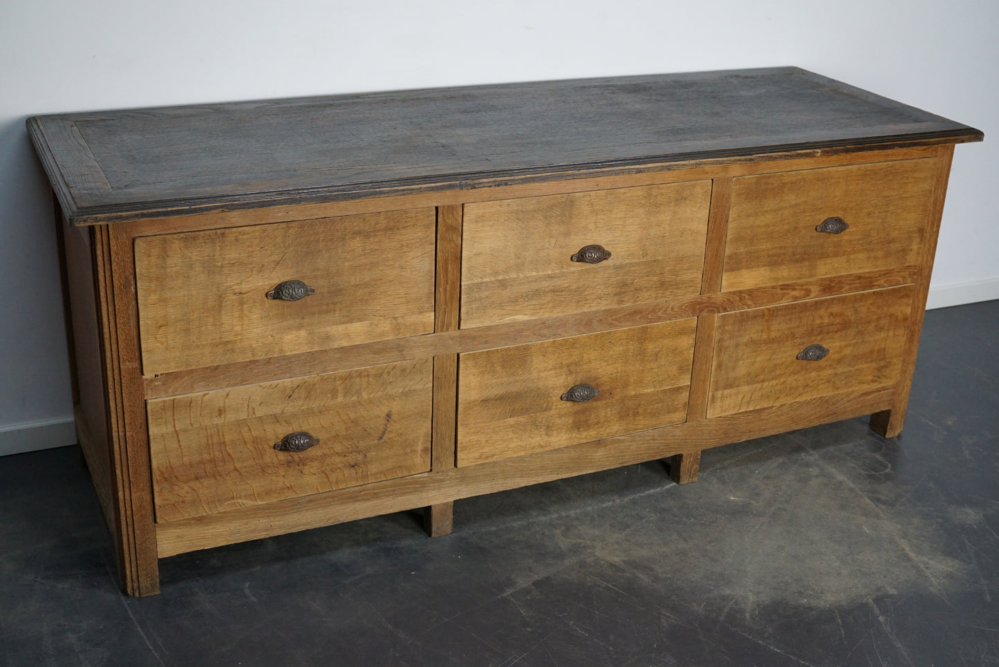 Antique French Oak Rustic Bank of Drawers or Shop Counter, Circa 1900