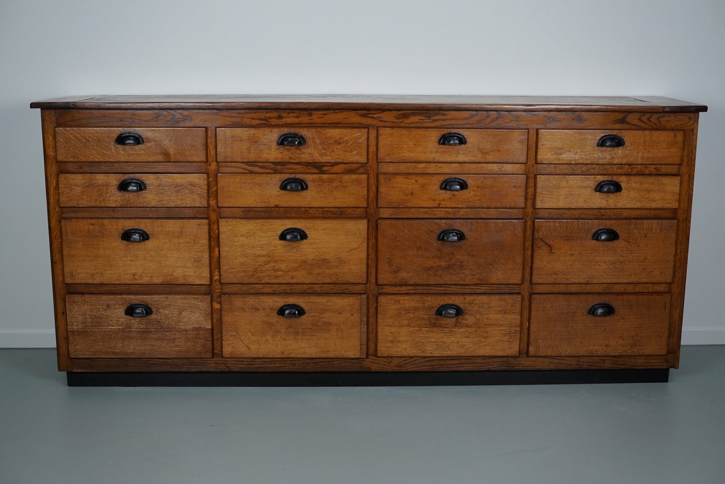 Belgian Industrial Oak Apothecary Cabinet / Bank of Drawers, 1940s