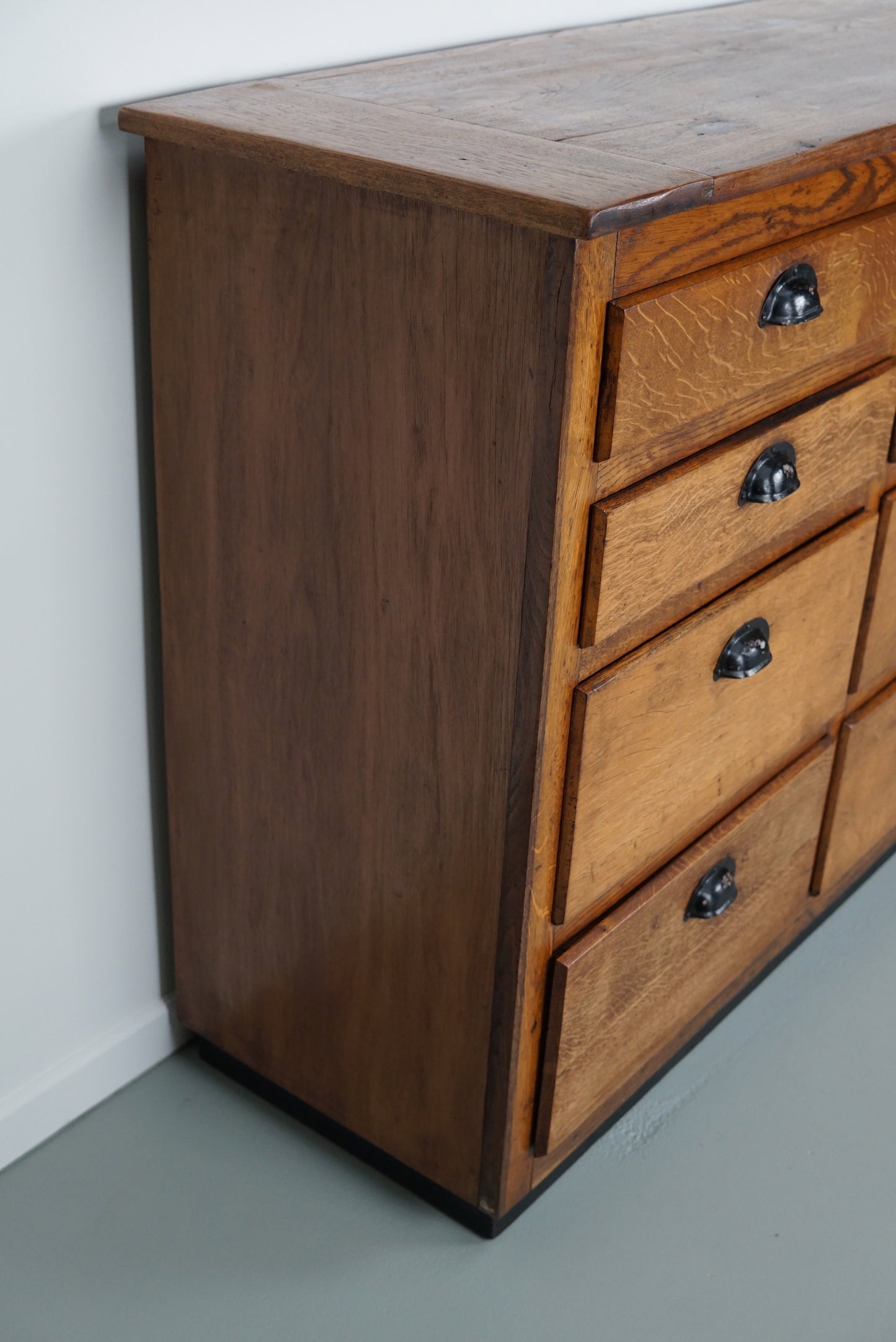 Belgian Industrial Oak Apothecary Cabinet / Bank of Drawers, 1940s