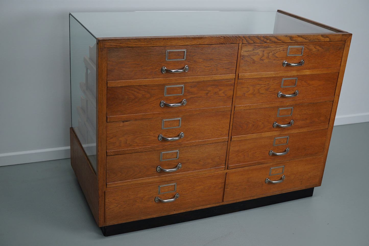 German Oak Haberdashery Shop Cabinet / Retail Unit / Shop Counter, 1950s